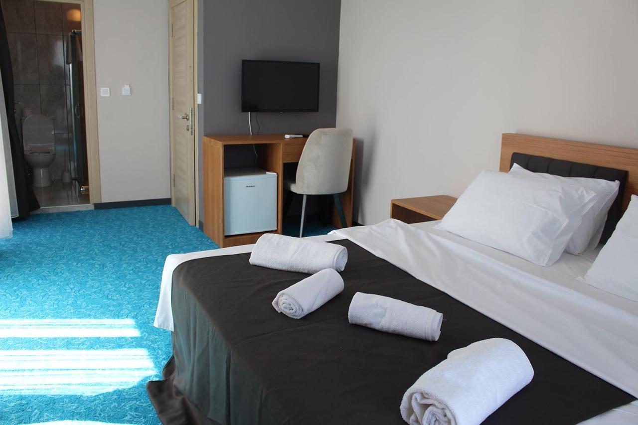 Silver Continent Hostel Silivri Kültér fotó