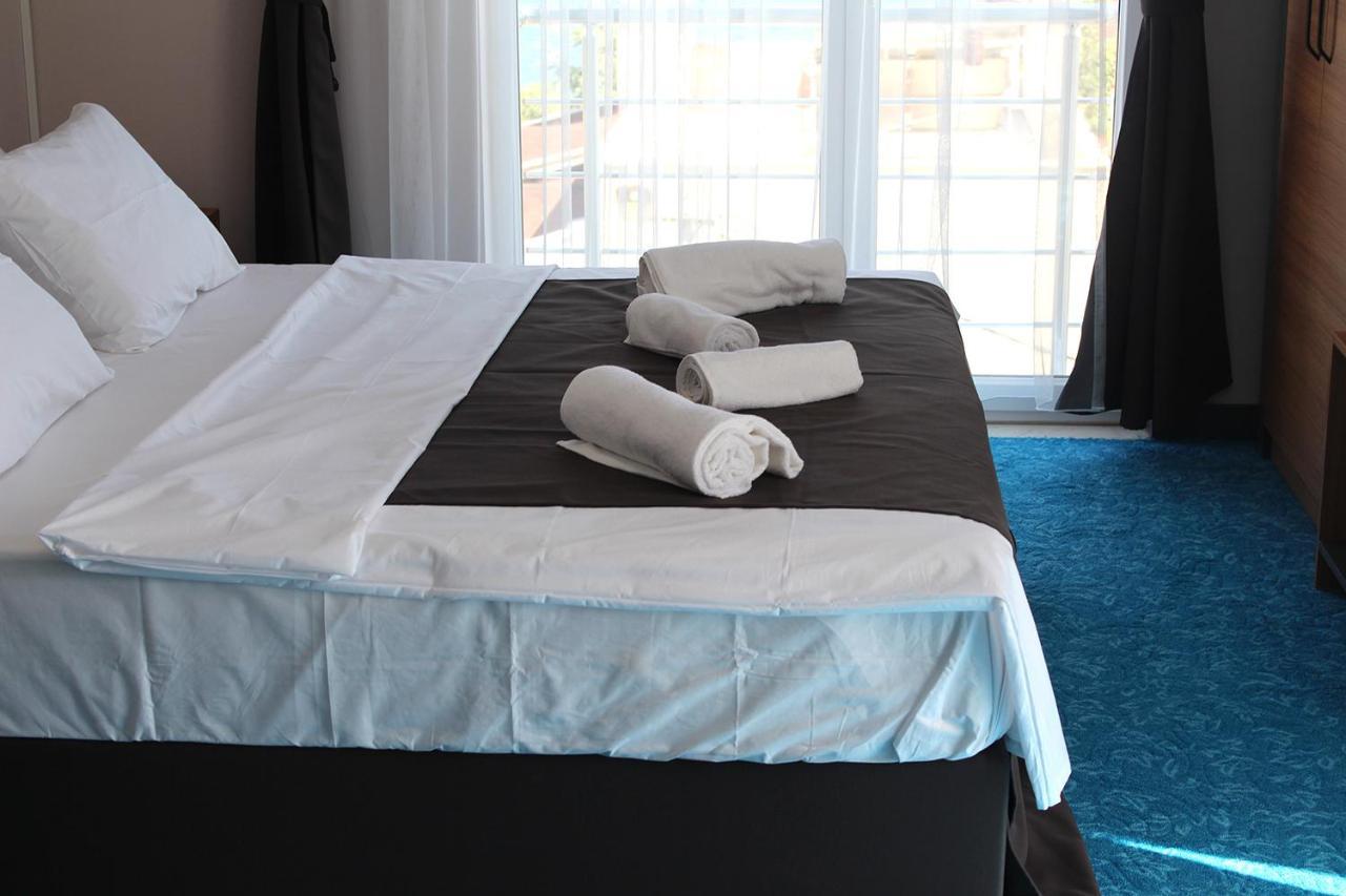 Silver Continent Hostel Silivri Kültér fotó